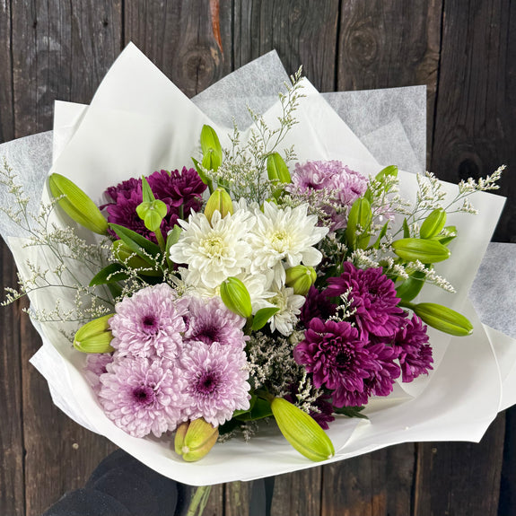 Mixed Daisy Bouquet