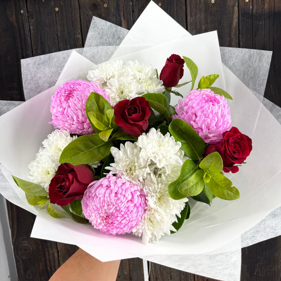 Romeo and Juliet Bouquet