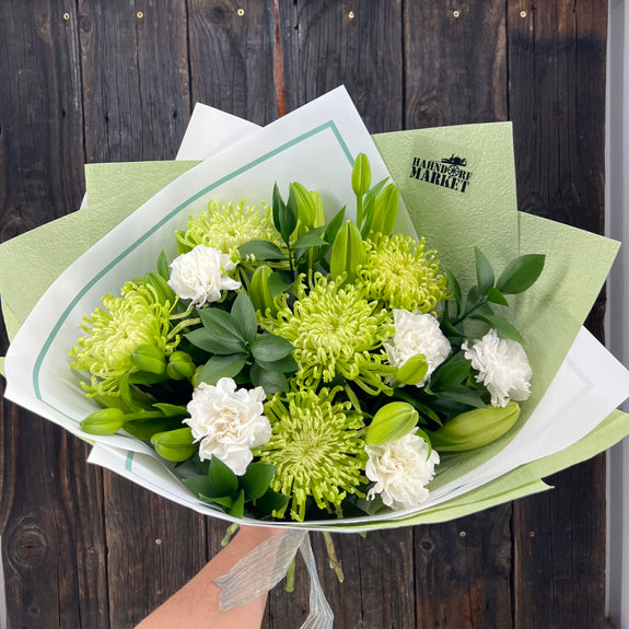 .Grinch Christmas Bouquet