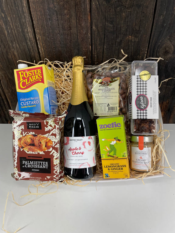 .Deluxe Hamper